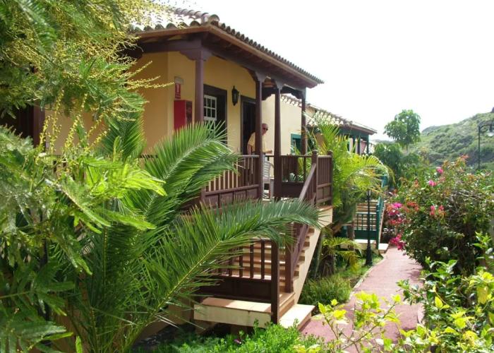 Apartamentos Oasis San Antonio