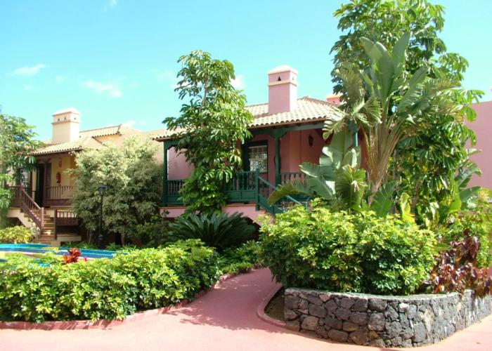 Apartamentos Oasis San Antonio