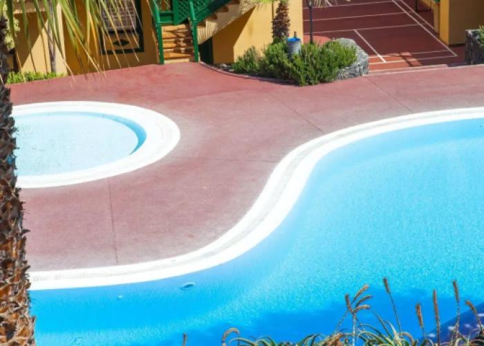 Apartamentos Oasis San Antonio