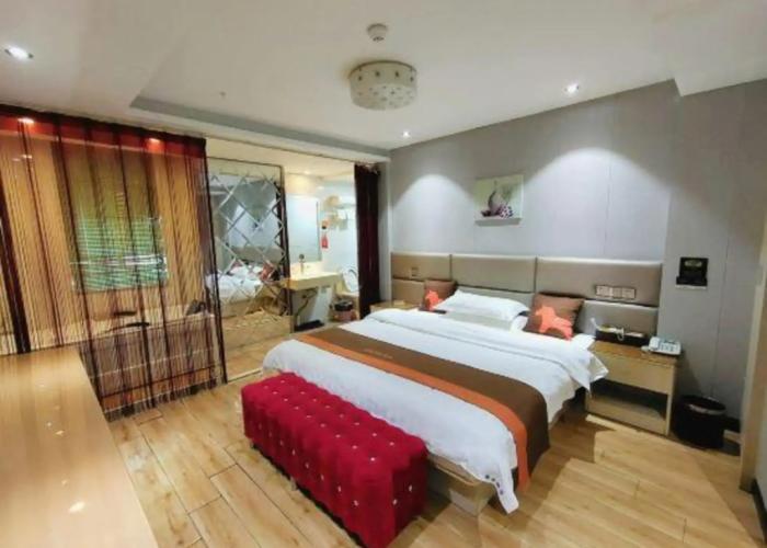 Junyi Chain Hotel (Lingbi Lady Shopping Street)