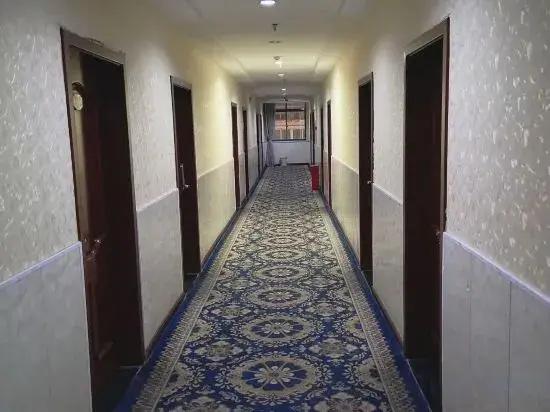 Sixian Huangting Business Hotel