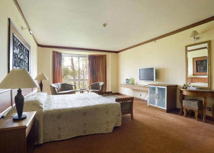 Golf Course Hotel