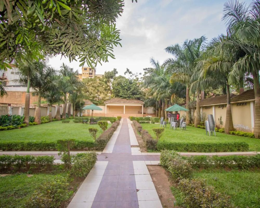 фото Emerald Hotel
