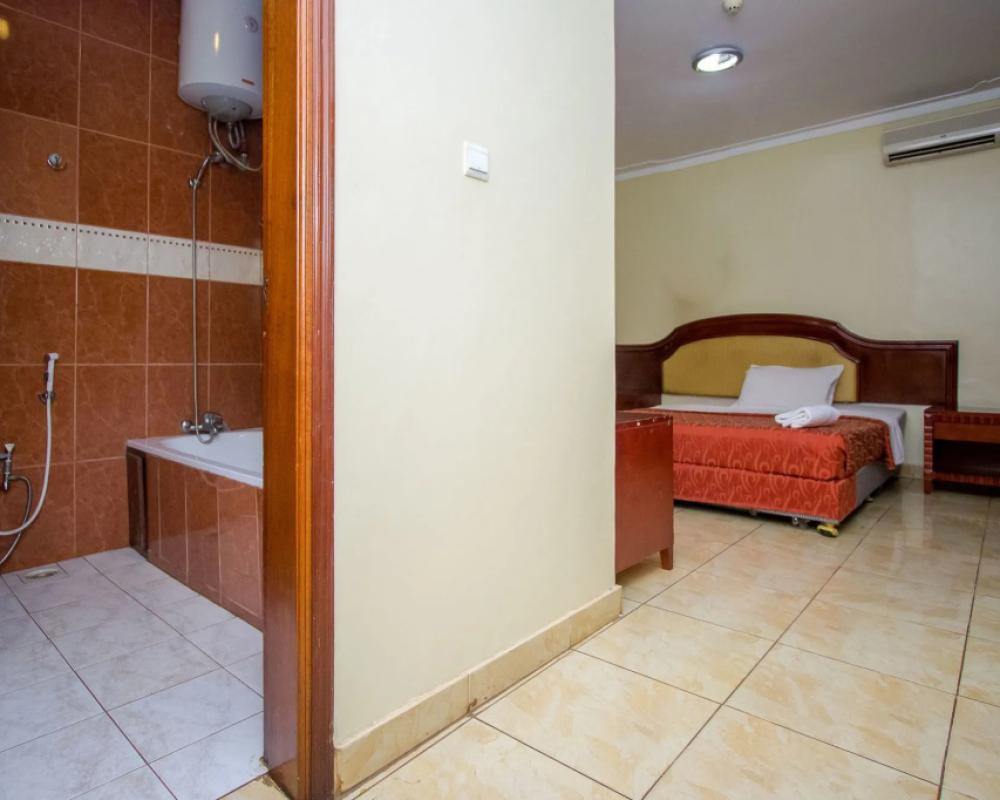 фото Emerald Hotel