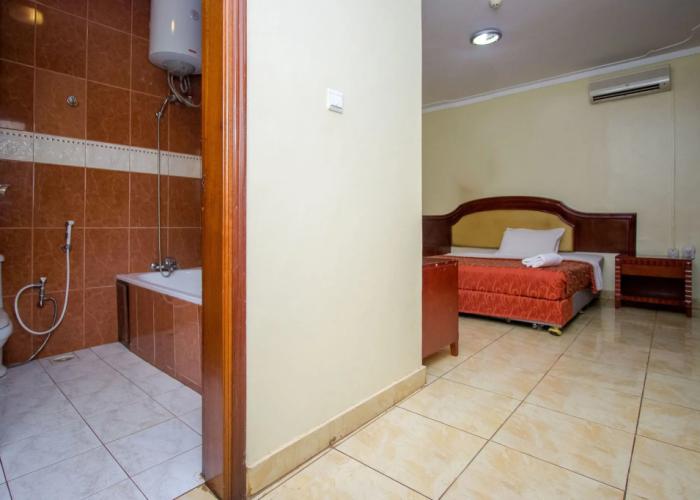 Emerald Hotel