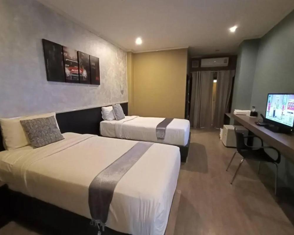 фото The S Hotel