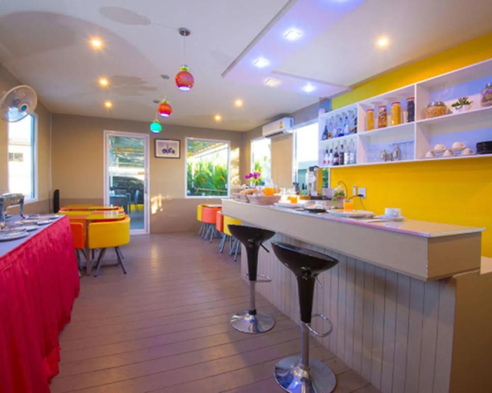 фото The S Hotel