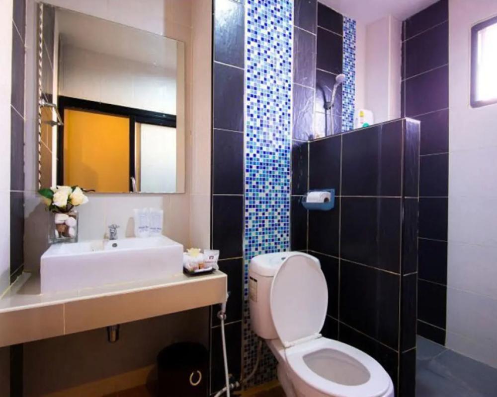 фото The S Hotel