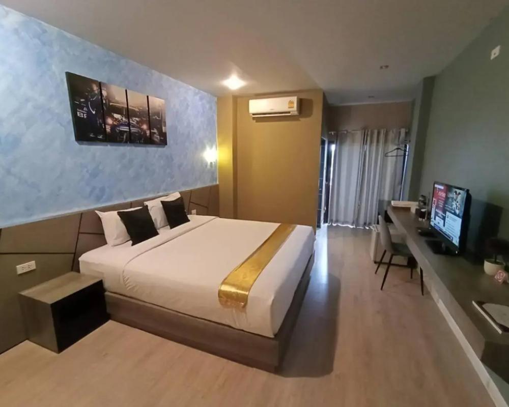 фото The S Hotel