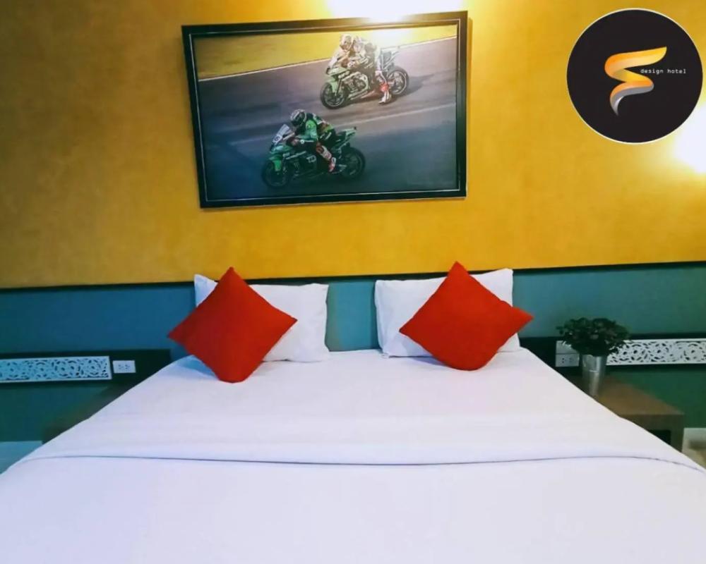 фото The S Hotel