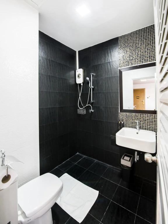 фото The Circle Hotel