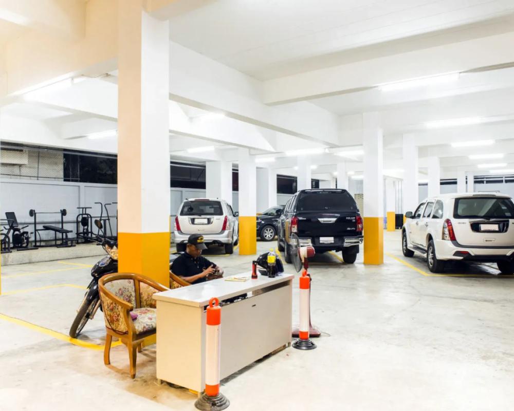 фото The Circle Hotel