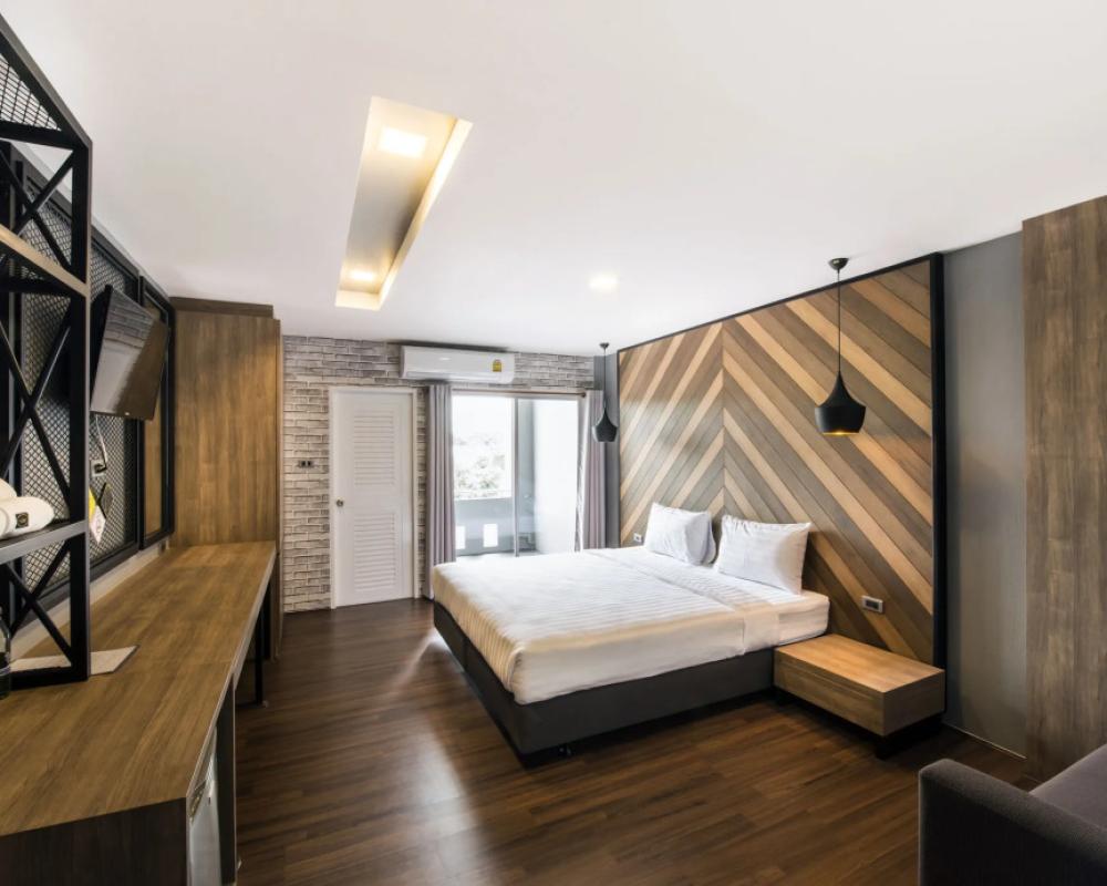 фото The Circle Hotel