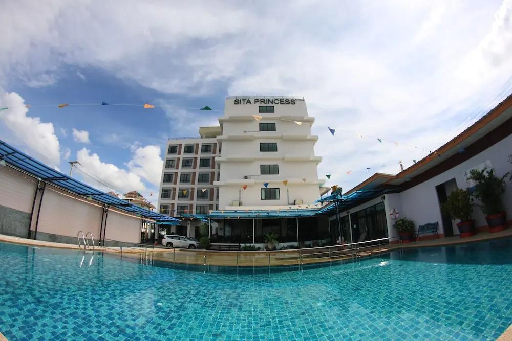 фото R2 Zleeping Boutique Hotel