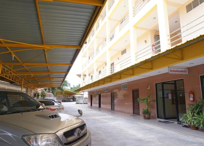 Jirasin Hotel & Apartment