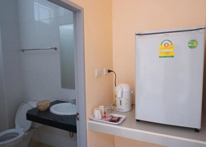 Jirasin Hotel & Apartment