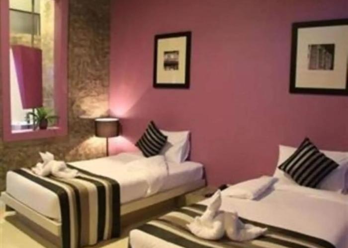 The b Ranong Trend Hotel