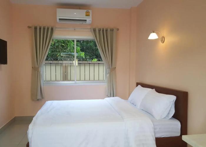 Jirasin Ranong Apartment