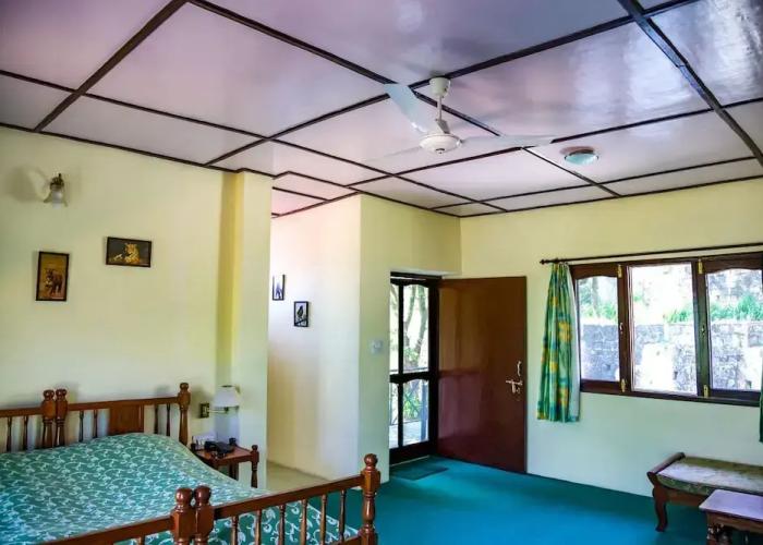 Udechee Huts Hotel