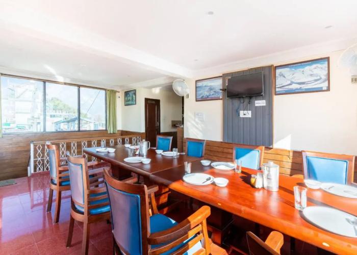 Snow Crest Inn Hotel