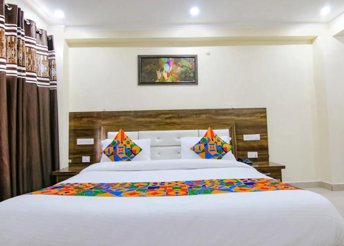 Fabhotel The Eden