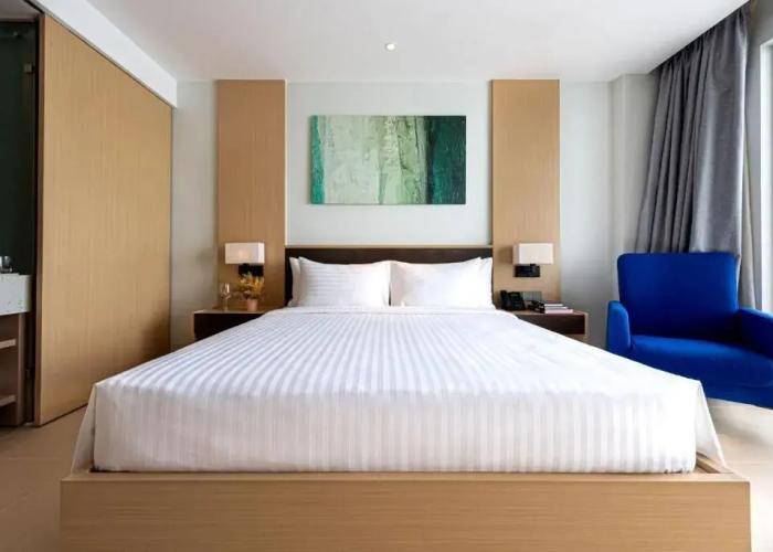 The Empyrean Cam Ranh Beach Resort