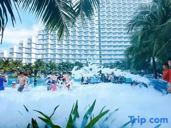 The Sea View Cam Ranh Beach Apartment