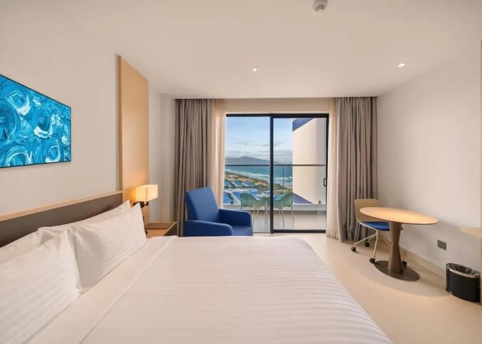 The Western Seaview Cam Ranh Condotel