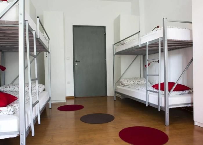 Cukrarna Hostel