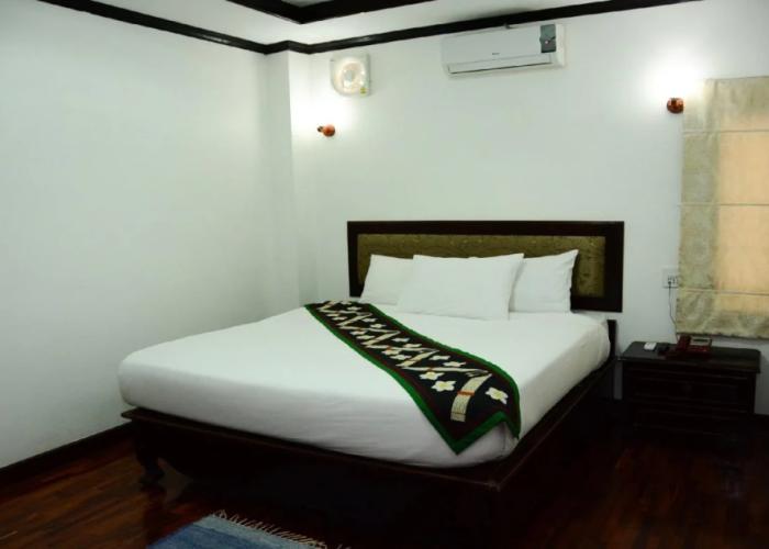 Anoulackkhenlao Hotel