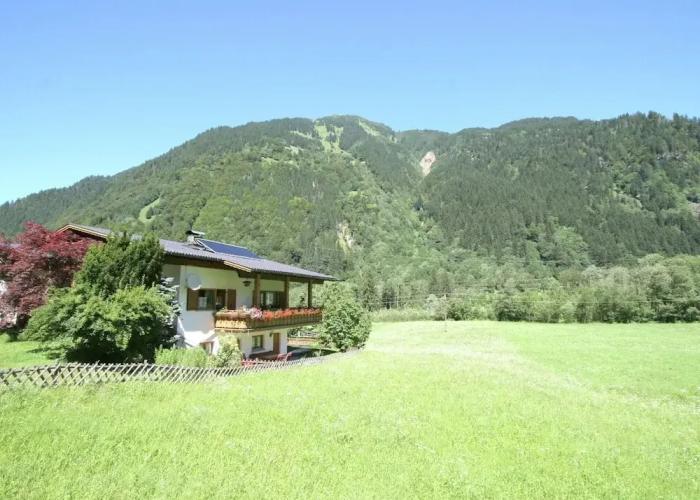 Apartment in St. Gallenkirch Near ski Area