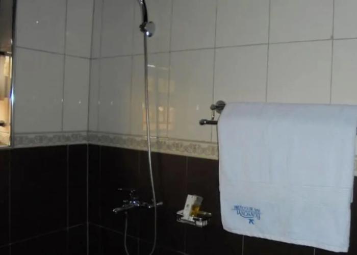 Bunyonyi Inn Hotel