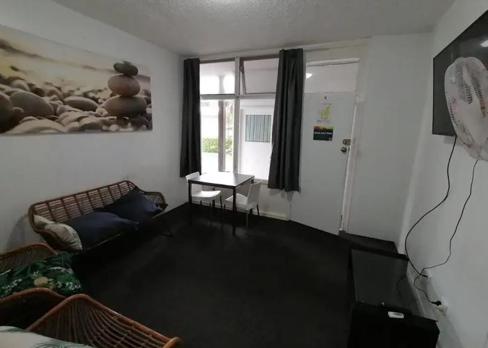 Park Beach Hotel Motel