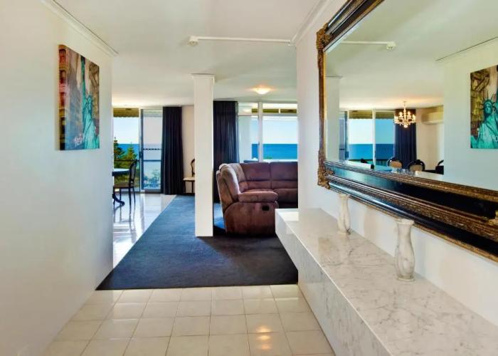 Tradewinds Apartments