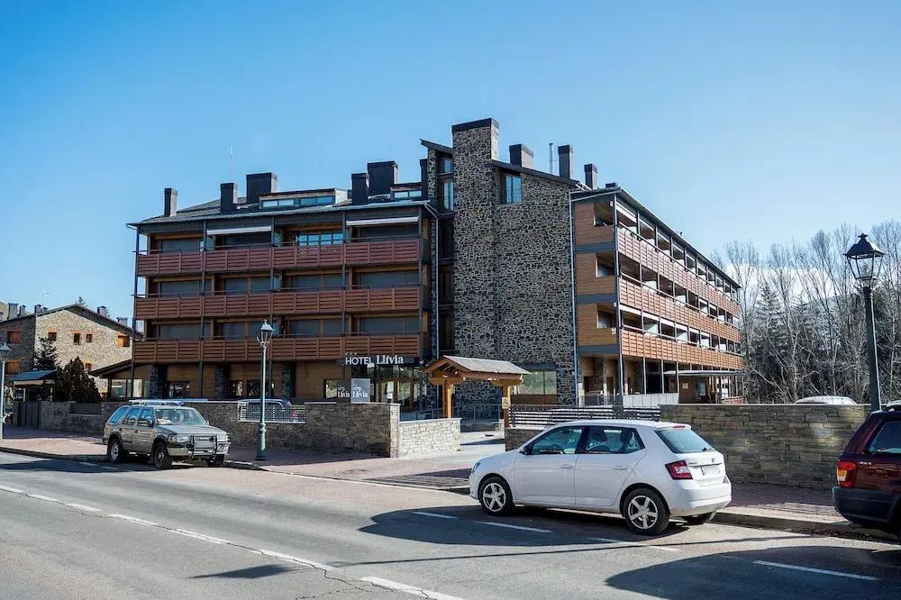 фото Hotel Llivia