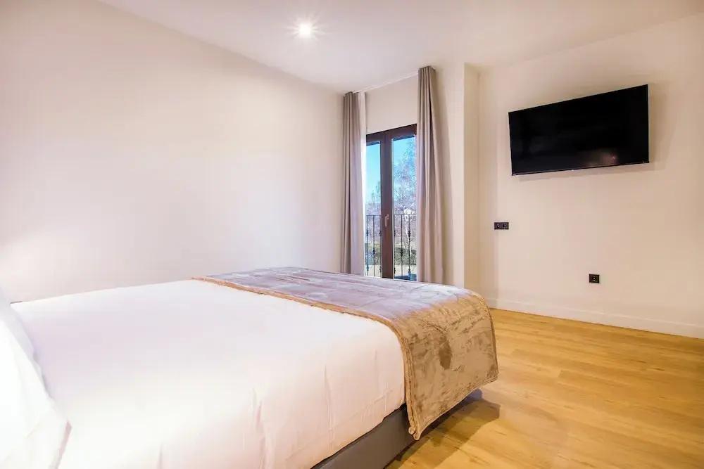 фото Hotel Llivia