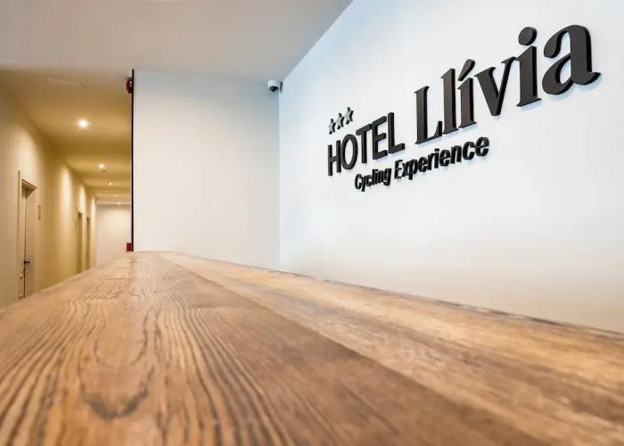 Hotel Llivia
