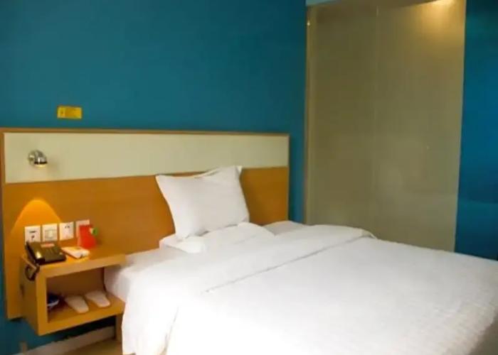 7 Days Inn Guangzhou Wuyang New Town