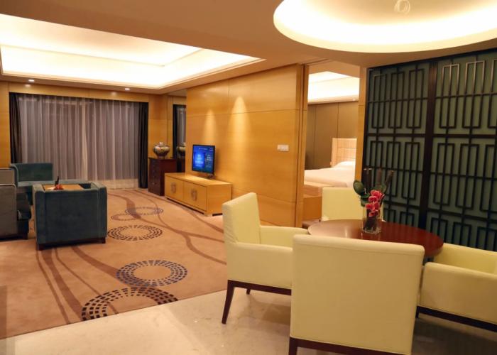 Guangzhou Changfeng Gloria Plaza Hotel