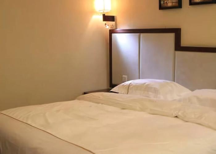 Shamian Hotel