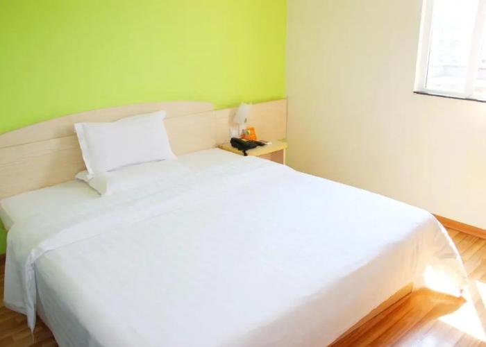 7 Days Inn Guangzhou Shangxiajiu Branch