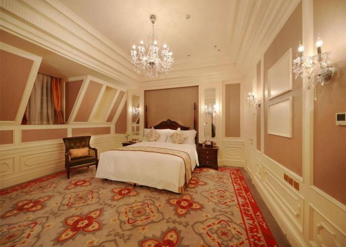Dragon Lake Princess Hotel
