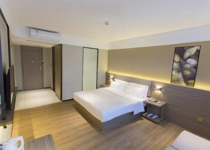 7 Days Inn (Guangzhou Jingxi Nanfang Hospital Tonghe Metro Station)