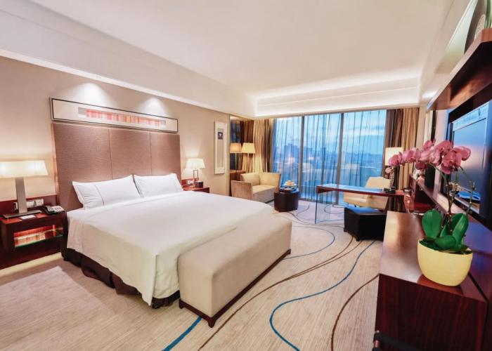 Royal Garden Hotel