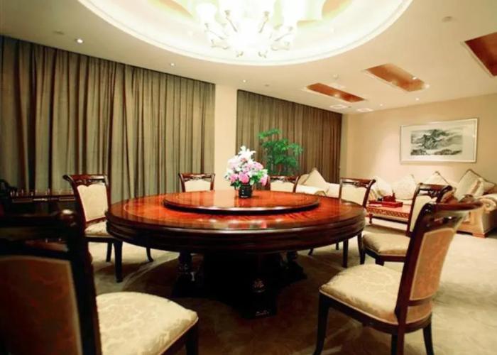 Well Garden Hotel