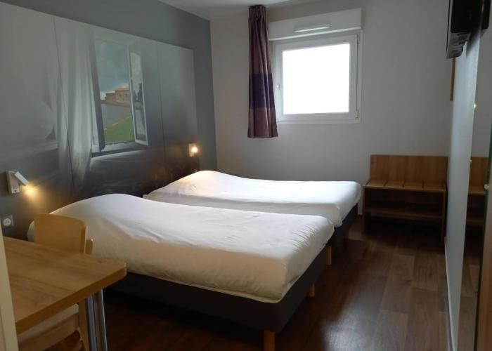 B&B HOTEL Saint-Etienne Monthieu