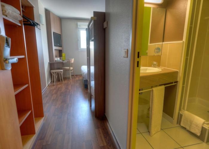 B&B HOTEL Saint-Etienne Monthieu