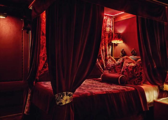 House of Gods Hotel