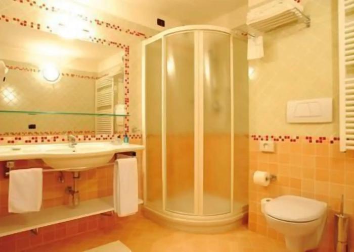 AlpHotel Taller