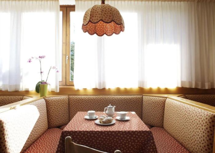 Hotel Alaska